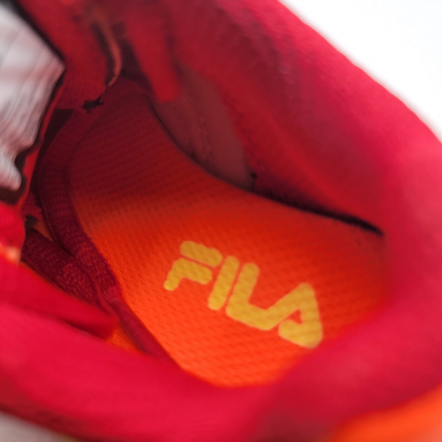 Fila Cress Color Block Kids Sz 4 Red/Orange/Yellow Athletic Sneaker 7RM02044-8327