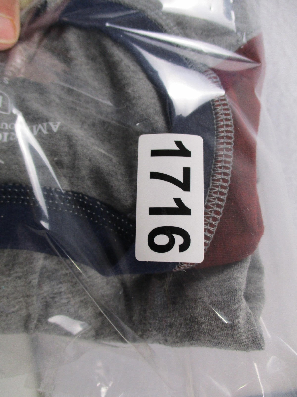 American Eagle Outfitters Shirt Mens Small Gray Maroon Flex Raglan Henley Tee12