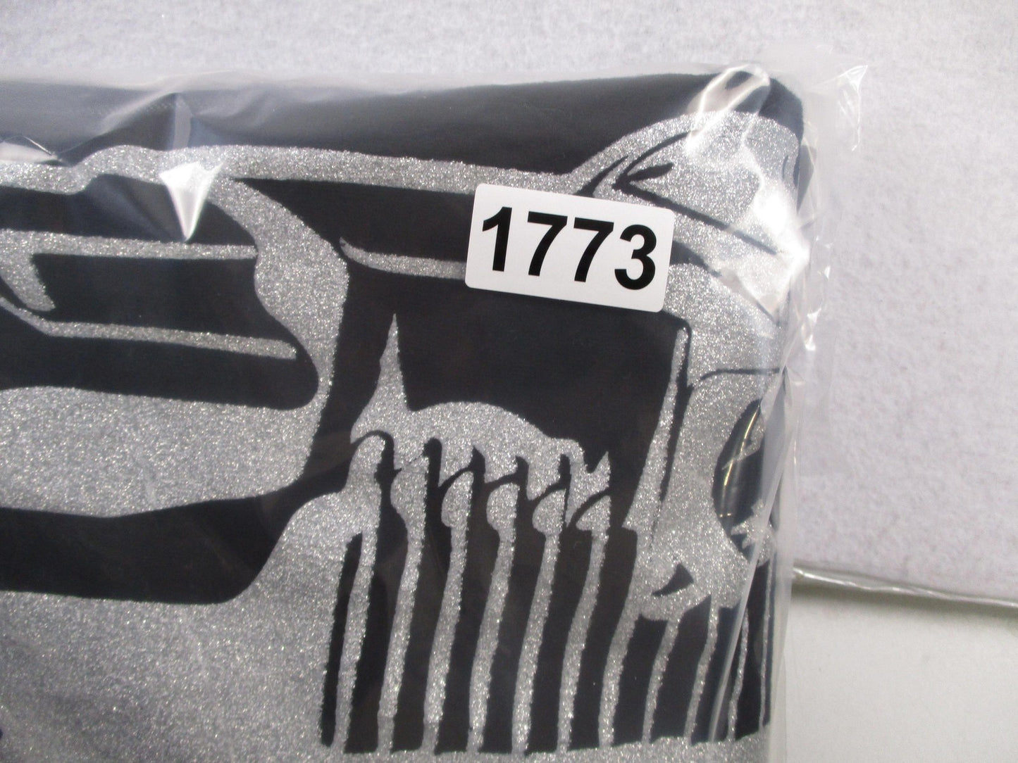 Moss Shirt Mens 3XL Black Silver Glitter Smoking Gun Graphic Tee Oversized7
