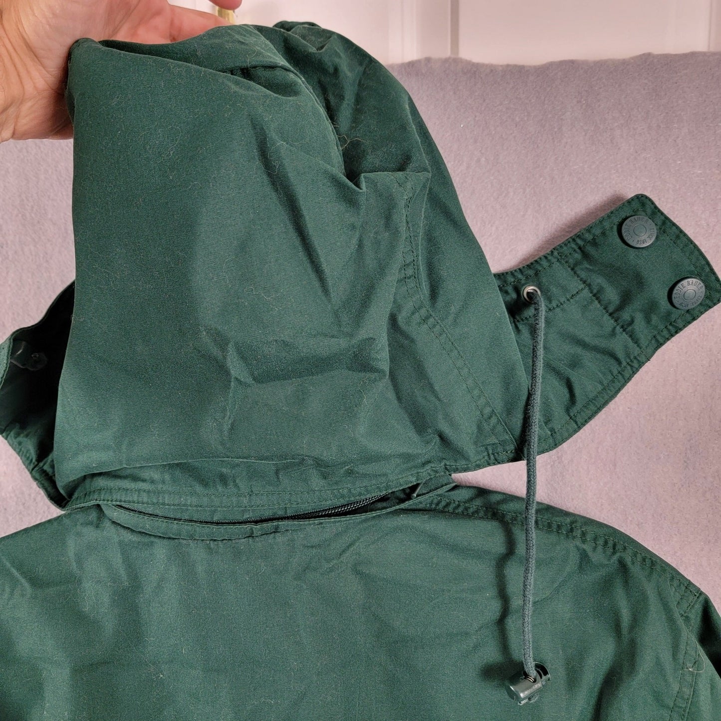 Eddie Bauer Women’s M Green Waxed Cotton Jacket Wool Lined Hooded Vintage 21415