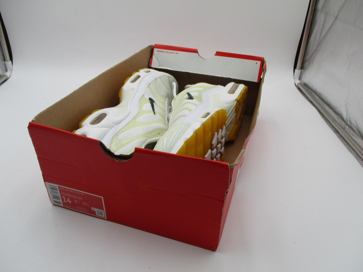 Nike Air Max Plus SE Shoes Mens Size 14 Summit White Gum Tuned Air DQ896010017