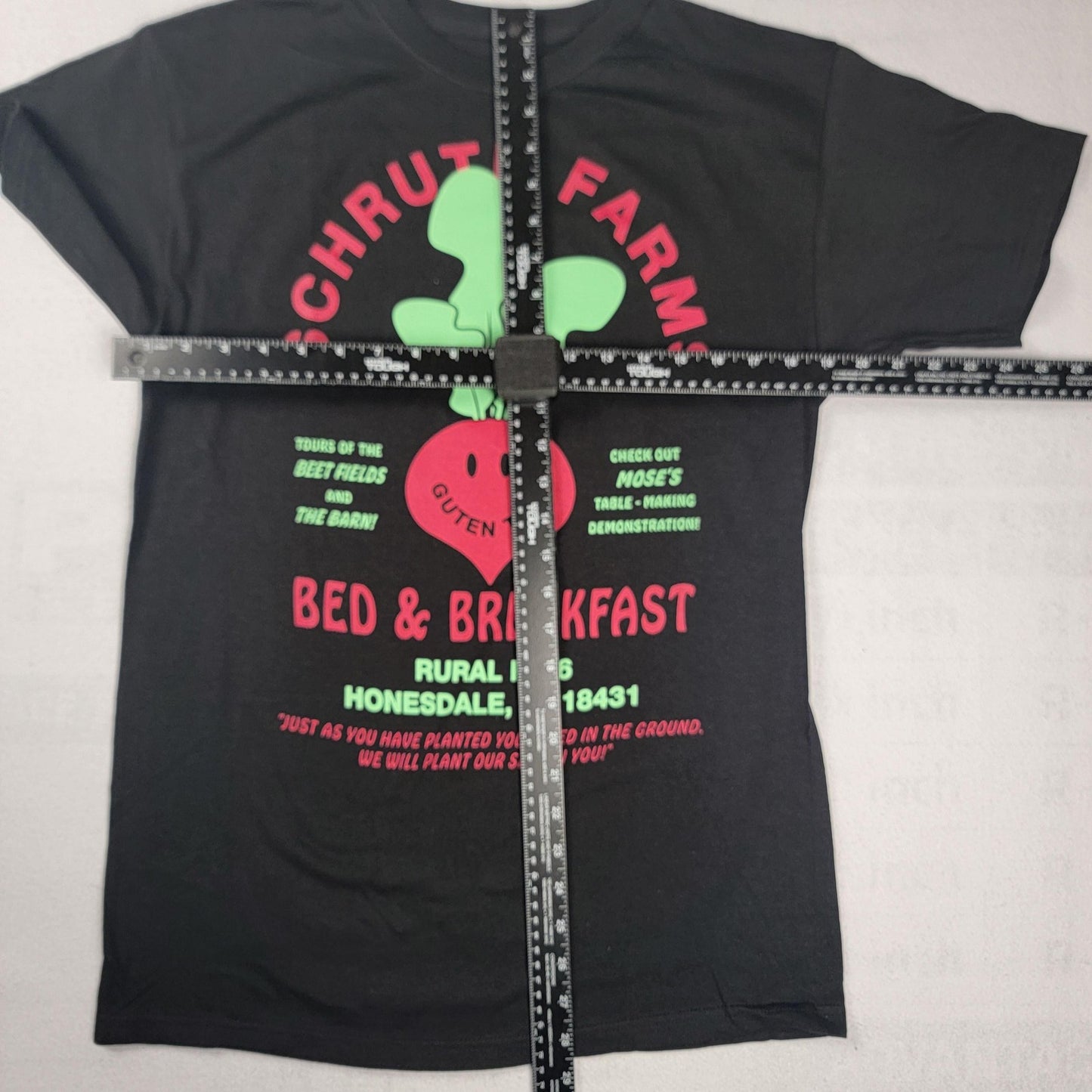 The Office Schrute Farms Tee Mens Med Black TV Show Graphic Bed & Breakfast 10313