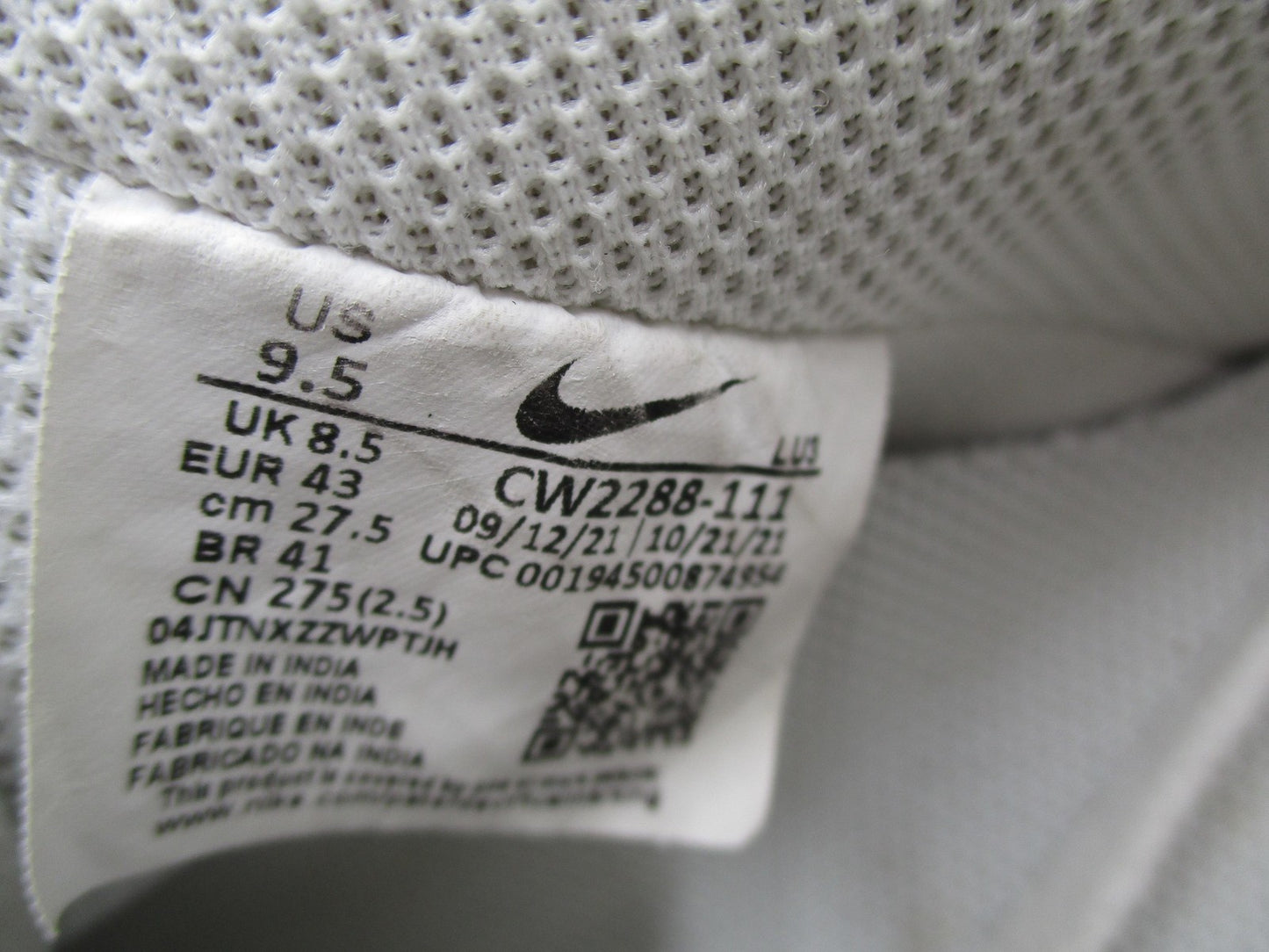 Nike Air Force 1 '07 Mens Size 9.5 White Leather AF1 Sneakers CW2288111 1D514