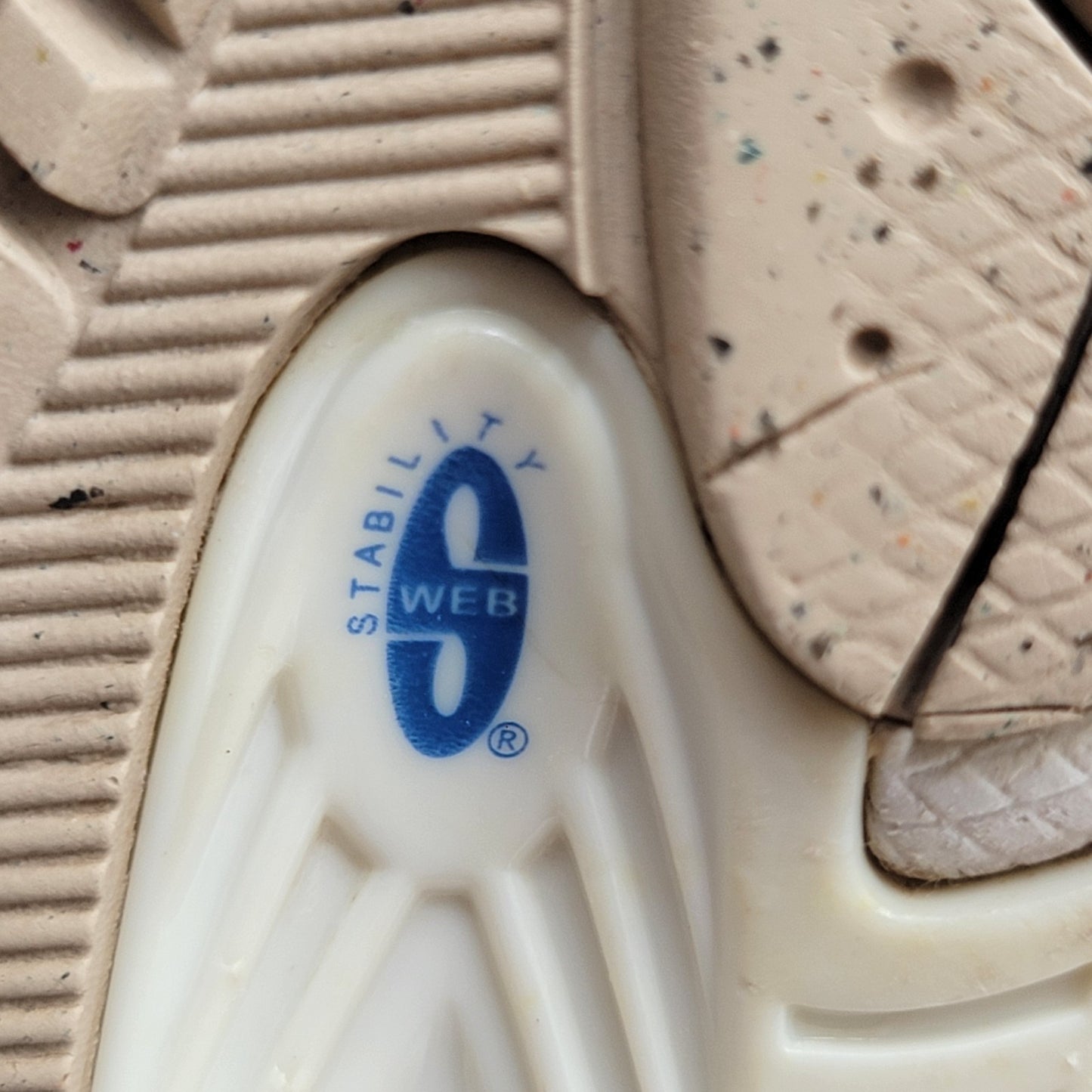 New Balance Men's M2002RSB “Concrete” Calf Suede Mesh Nergy Sneakers – 7D