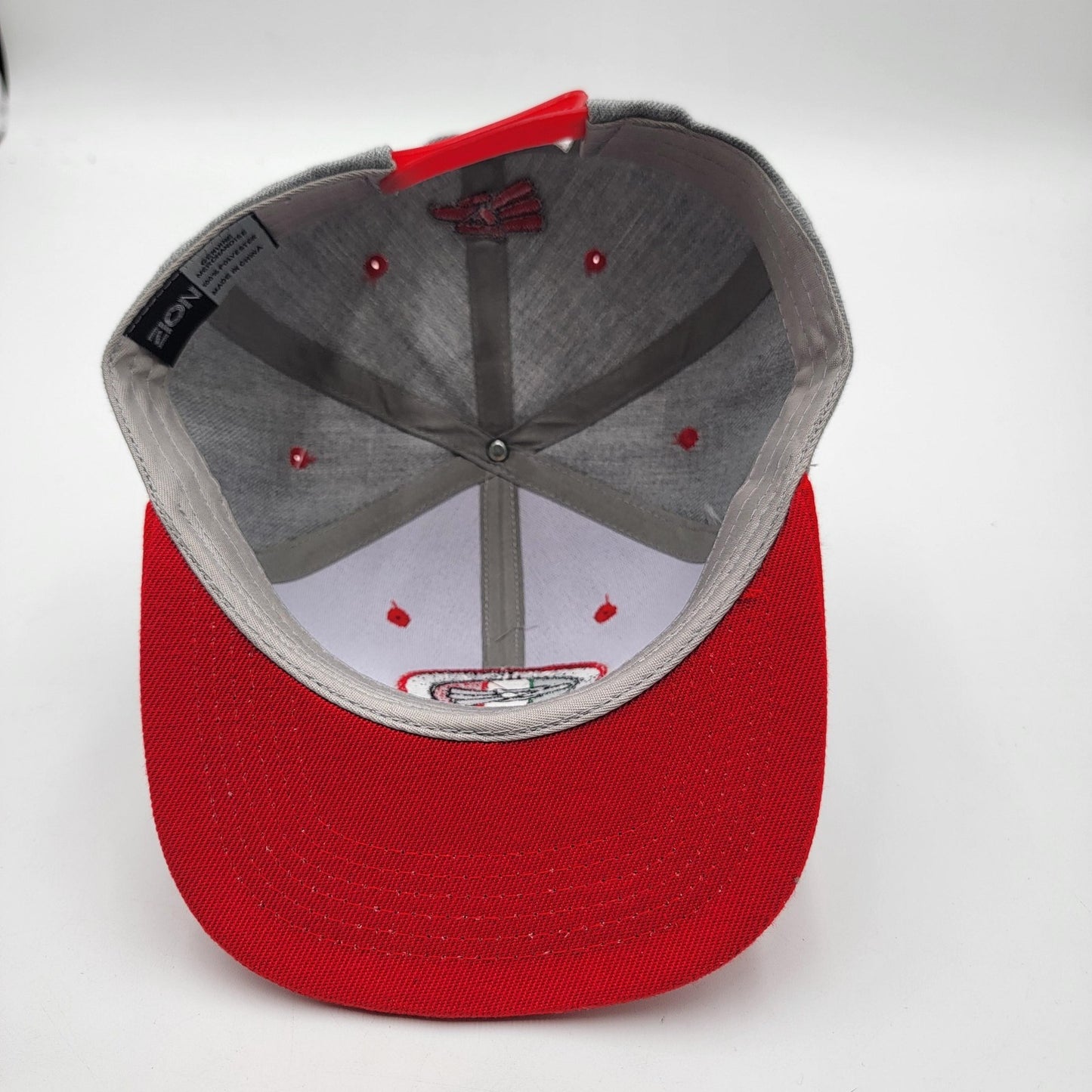 Hecho en Mexico Hat Cap Snap Back Gray Red Embroidered Patch Mens Mexican Pride6