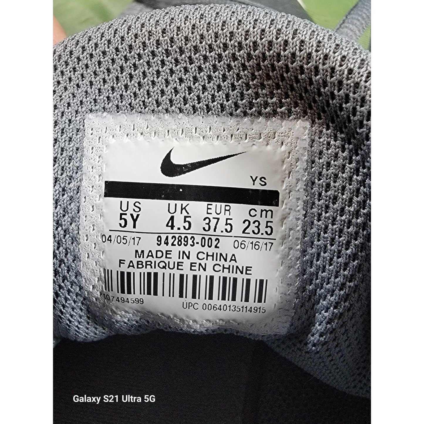 Nike KD Trey 5 V 'Gray' Sz 5Y 9428930027
