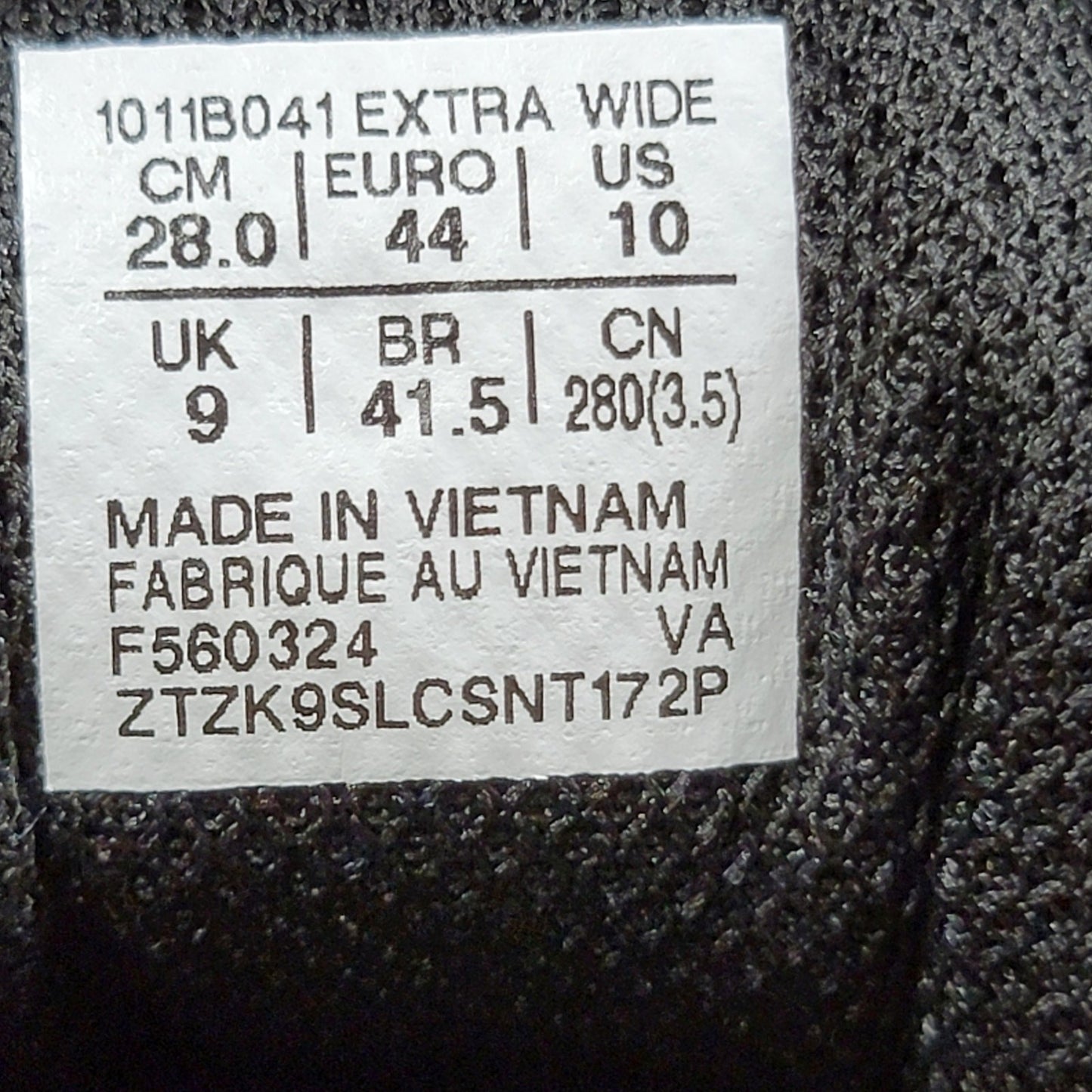 Asics Triple Black 1011B041 002 Jolt 3 4E Wide 'Core Black' Sz 10