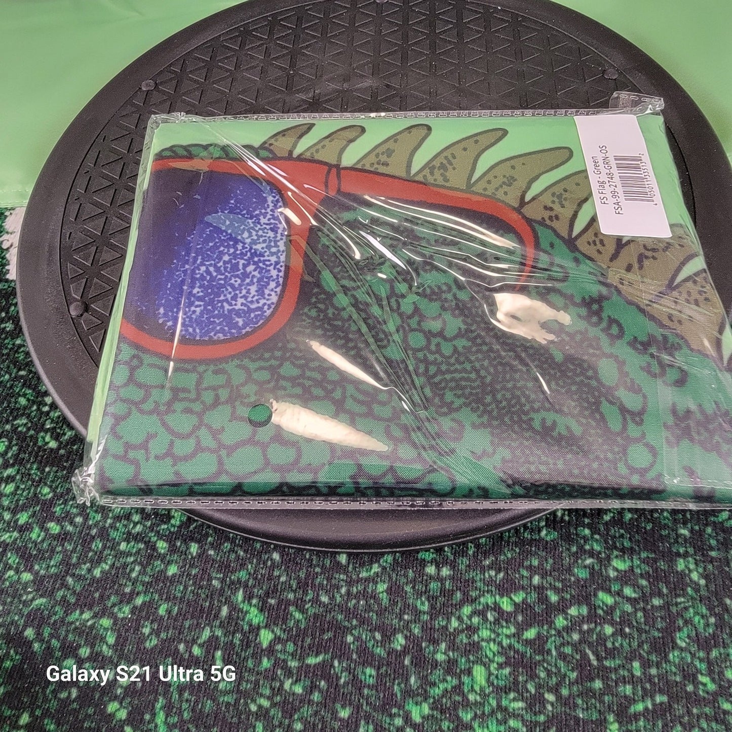 NELK BOYS FULL SEND Green Iguana Rona Szn Flag SOLD OUT NEW IN PACKAGING2