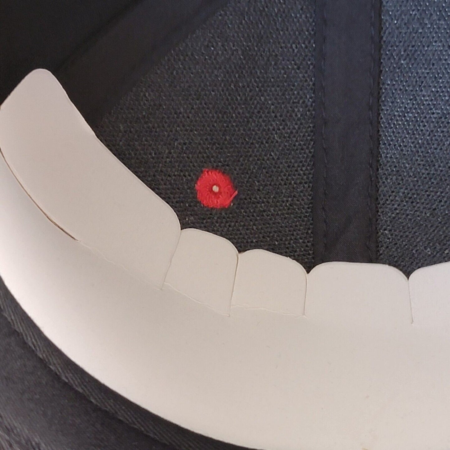 New Jersey Devils Fan Favorite Snapback Cap Black/Red OSFA8