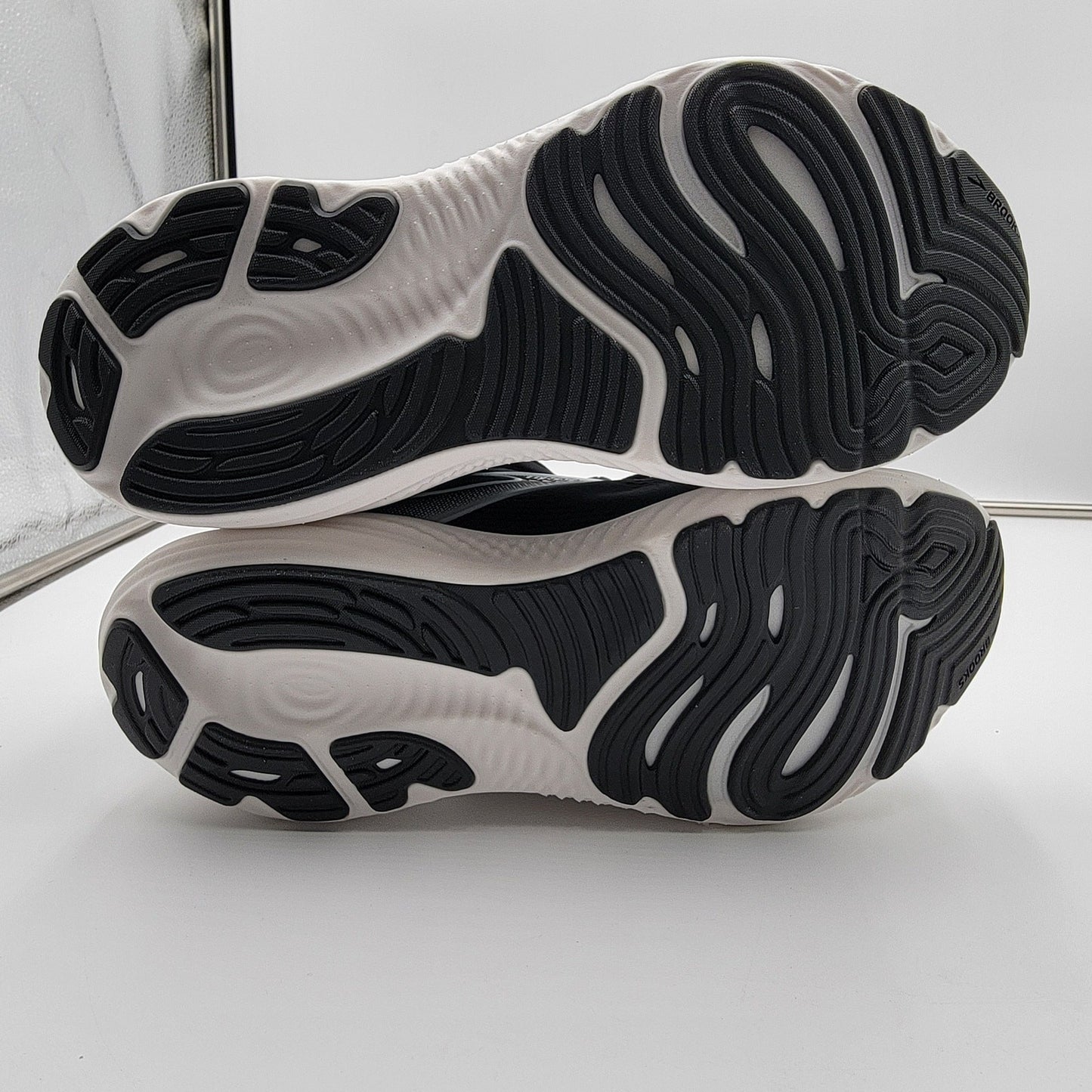 Brooks Glycerin GTS 22 Mens Sz 11 Black 110446 1D 0908