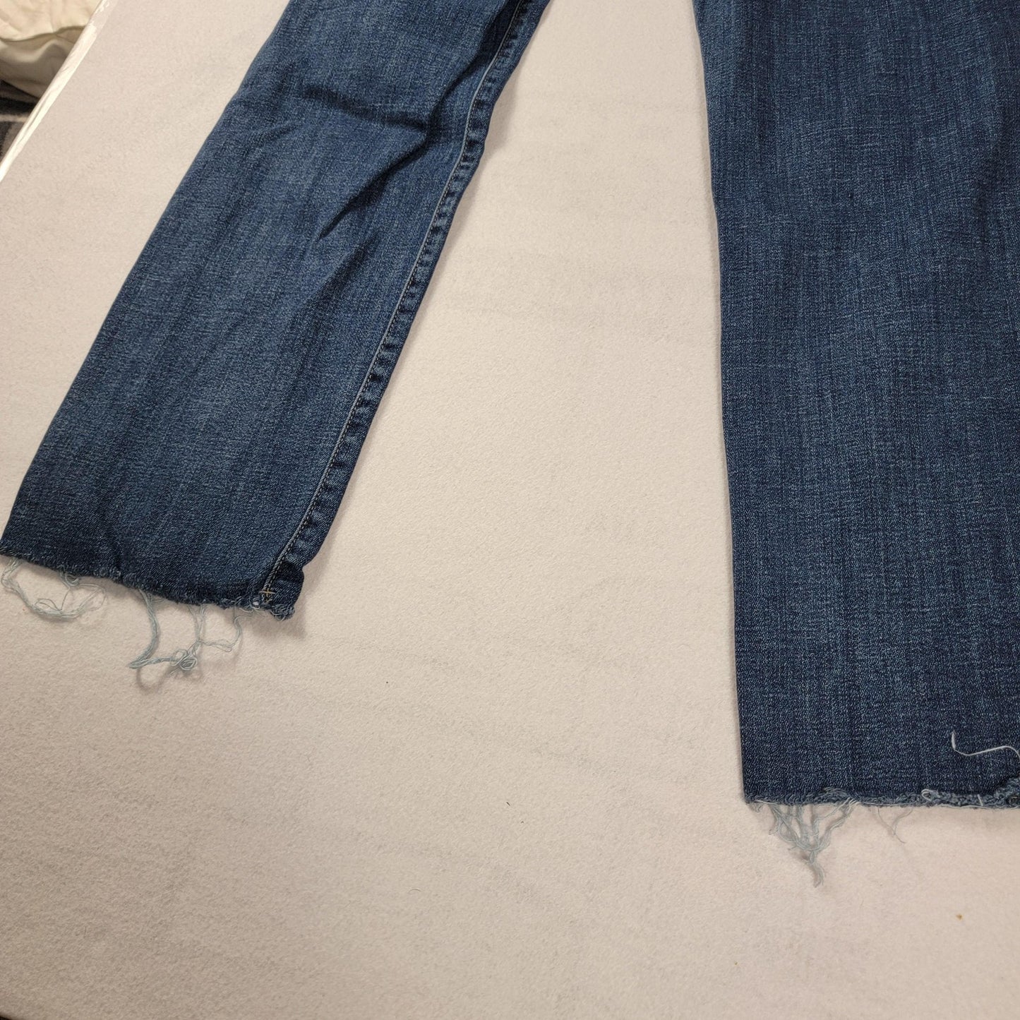 Liverpool Jeans Wmns 6 Blue Straight Leg EcoLogical Findley Denim Distress