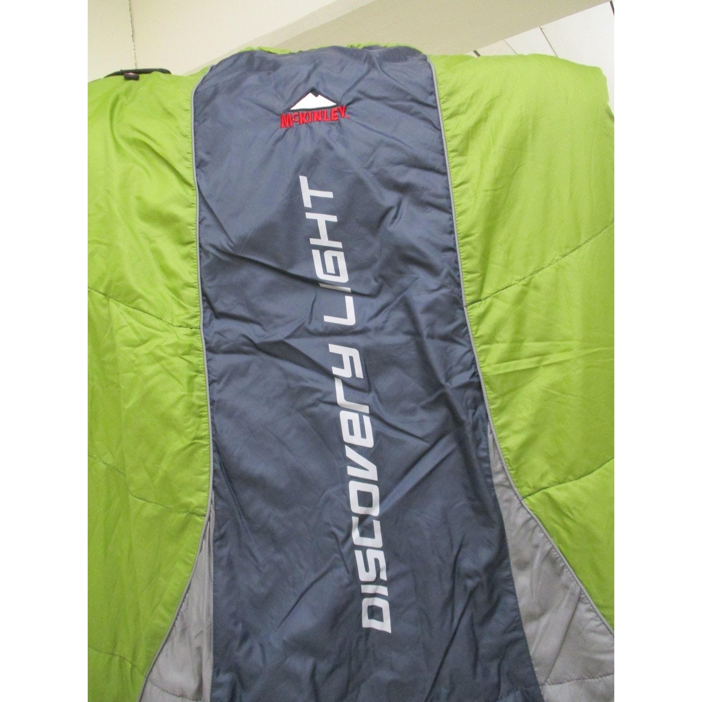 Mckinley Discovery Light Sleeping Bag Large Thermolite Synthetic Green Camping