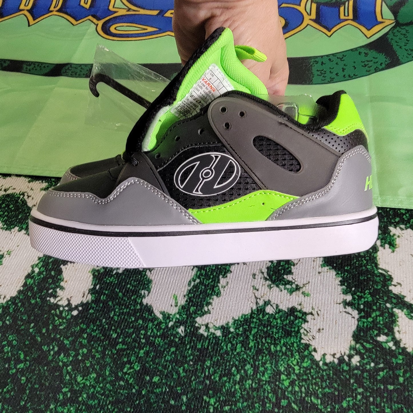 Original Authentic Heelys Gray/Green Sz 3 Youth New in Box1