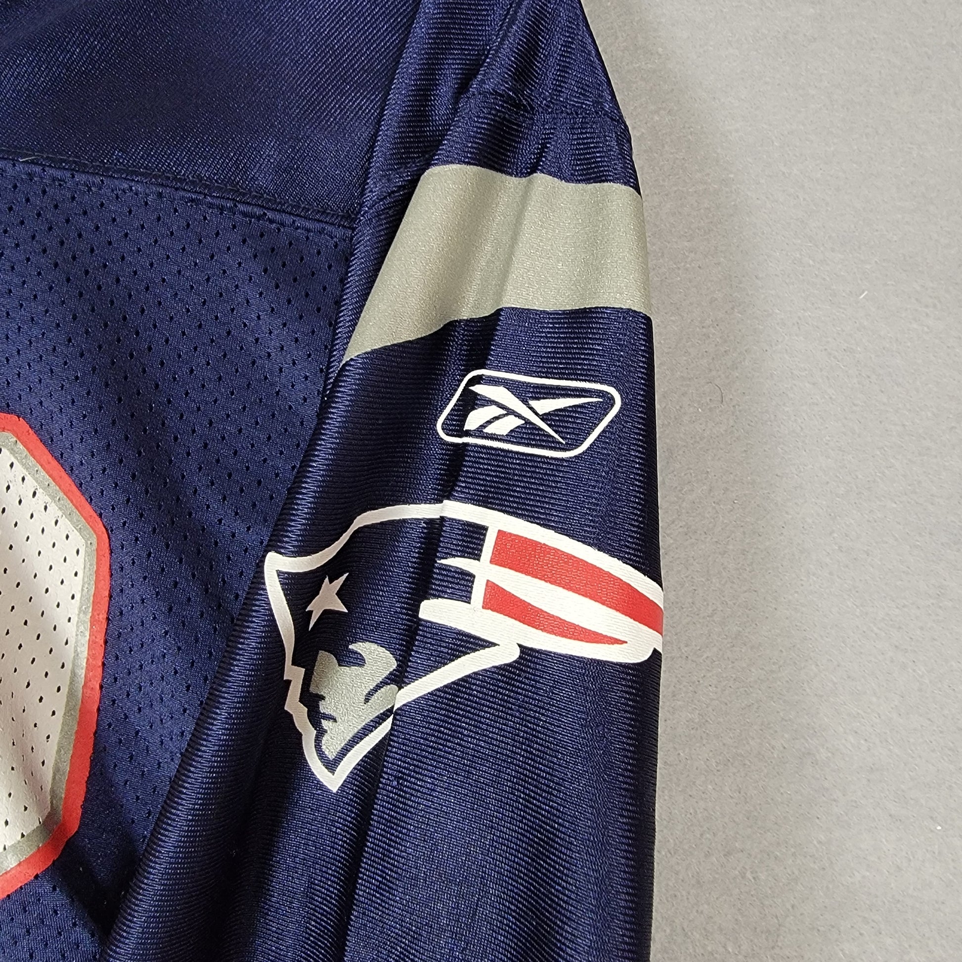 Reebok NFL Tom Brady #12 Patriots Throwback Jersey Youth L 14-16 Preowned4
