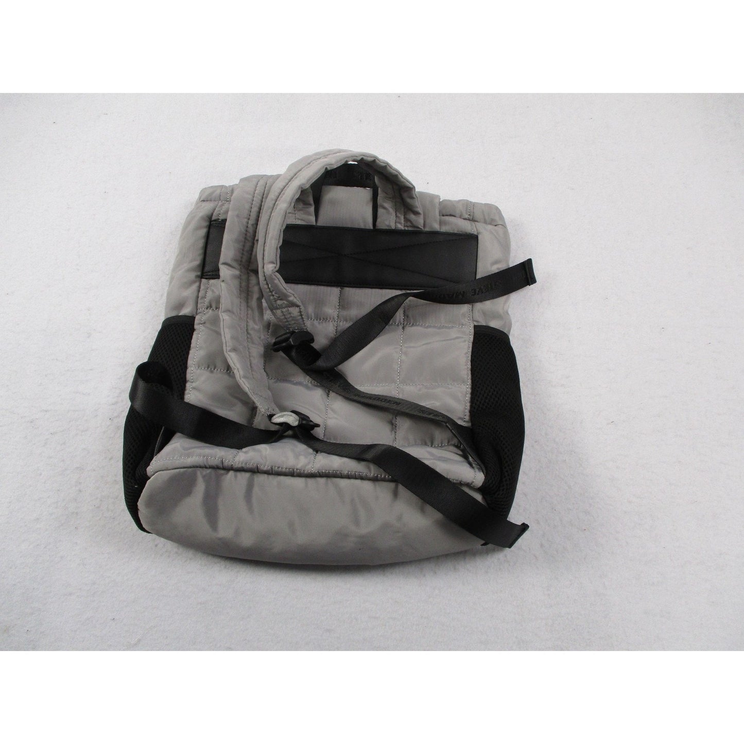 Steve Madden Backpack Womens Medium Gray Quilted Drawstring Travel Bag Pockets