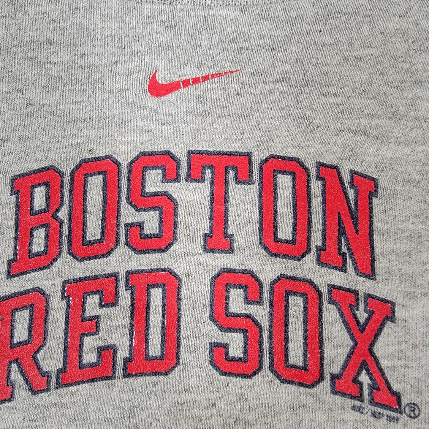 Nike Team Boston Red Sox T-Shirt Youth Size L (12-14) Gray