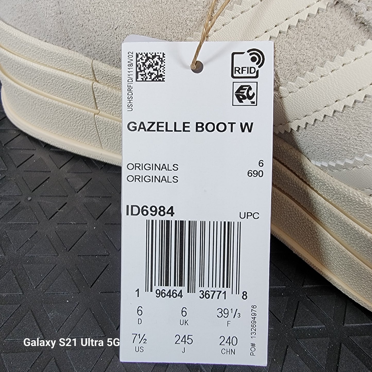 Adidas Originals Gazelle Boot W — Wonder White / Blamer — ID6984 — Women's NIB