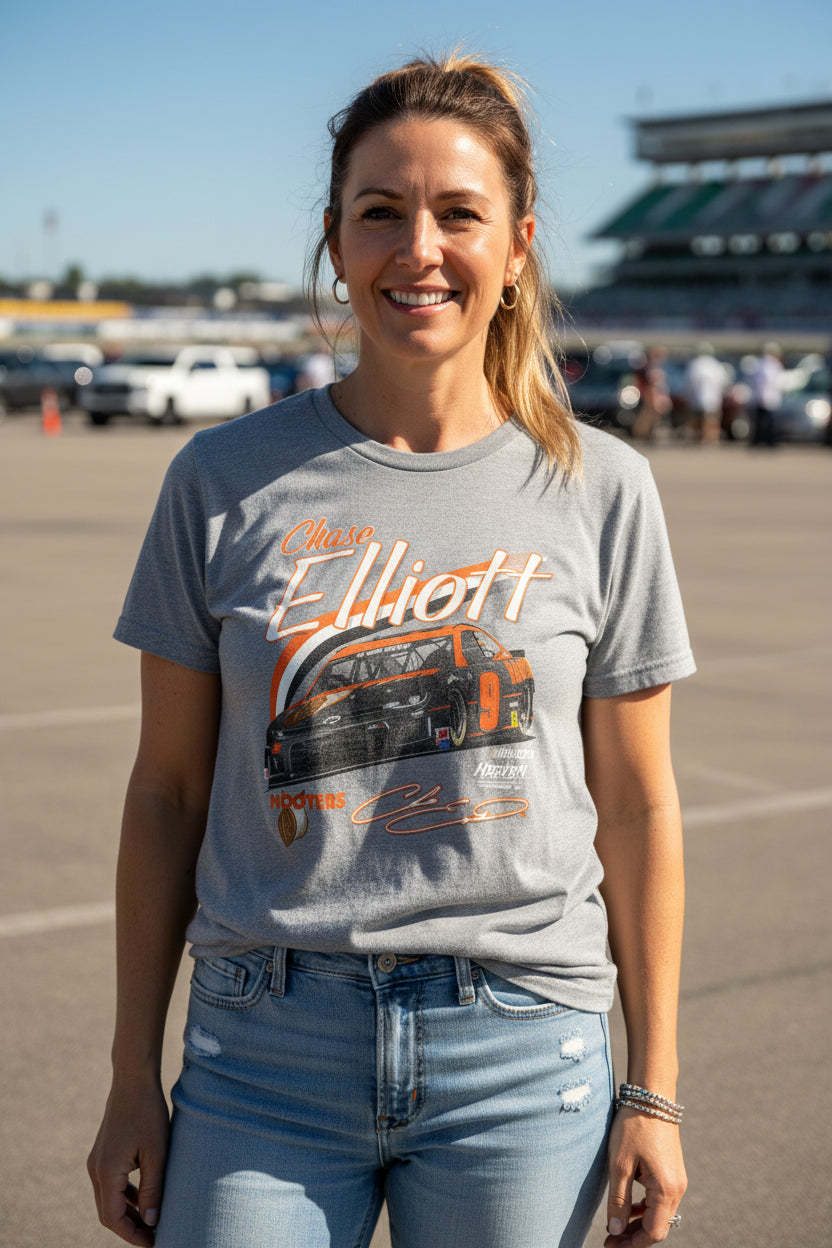 Hendrick Motorsports Chase Elliott 9 Hooters NASCAR Shirt Medium M Gray Women