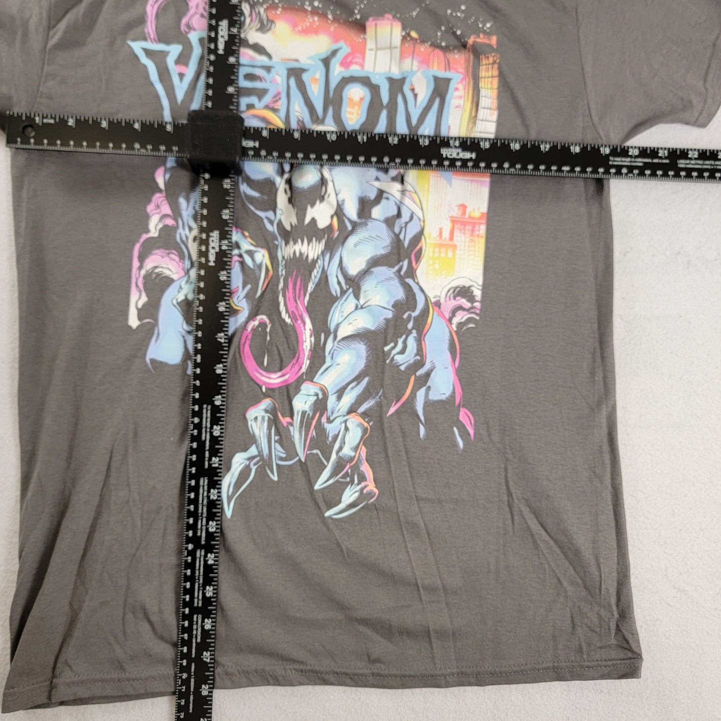 Marvel Venom City Aflame Graphic T-Shirt — Charcoal — Men's NWT