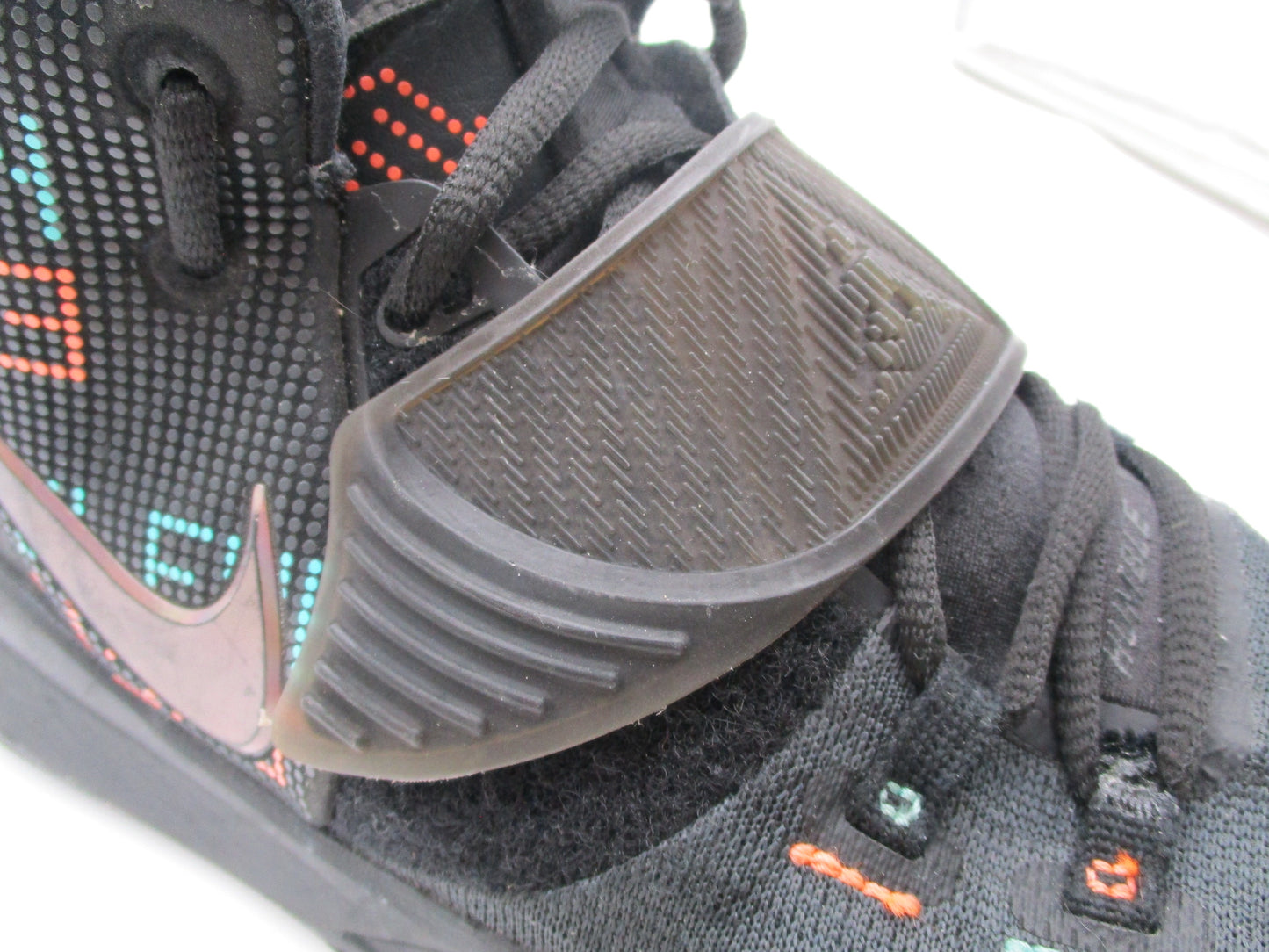 Nike Kyrie 6 GS Eleven BQ5599-006 Black Youth 6.5Y Used 1I814