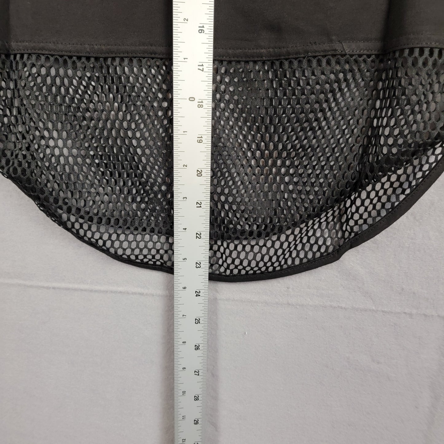 Fitwear Mesh Scoop Singlet Womens Small US 4 Black Tank Top NWT6