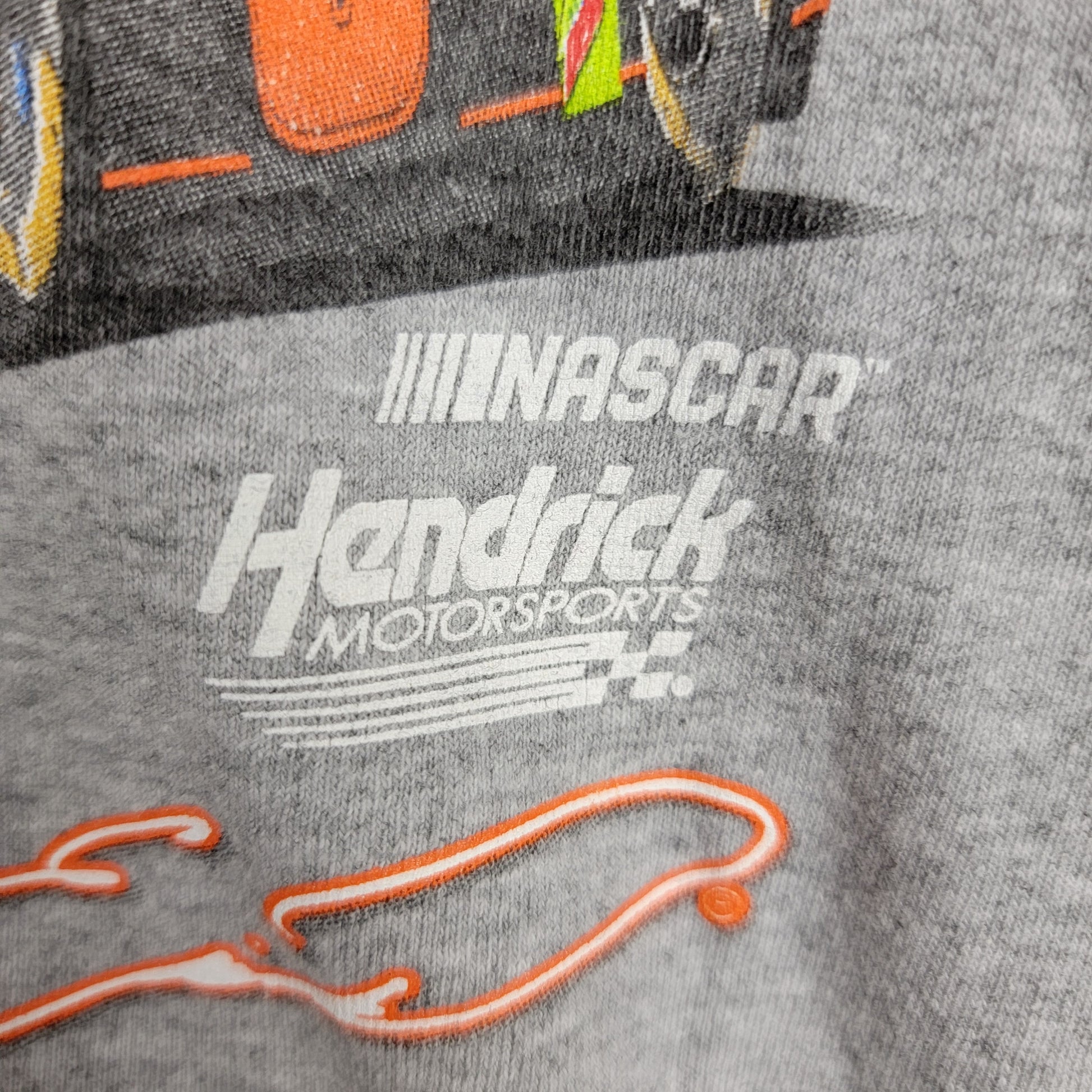 Hendrick Motorsports Chase Elliott 9 Hooters NASCAR Shirt Medium M Gray Women2