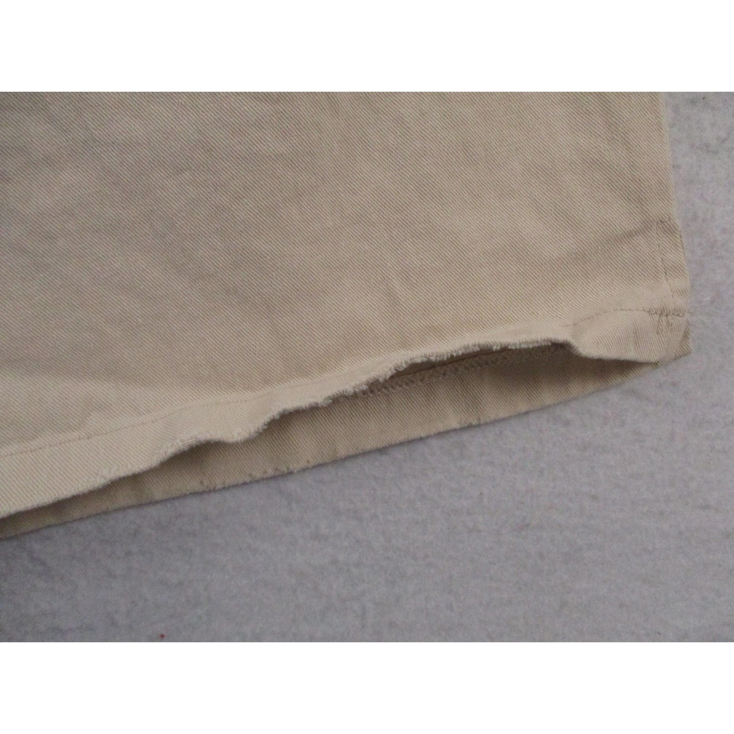 Hard Goods Sample Shorts Men Medium Beige Skull Crossbones Graffiti Chino Canvas NWT