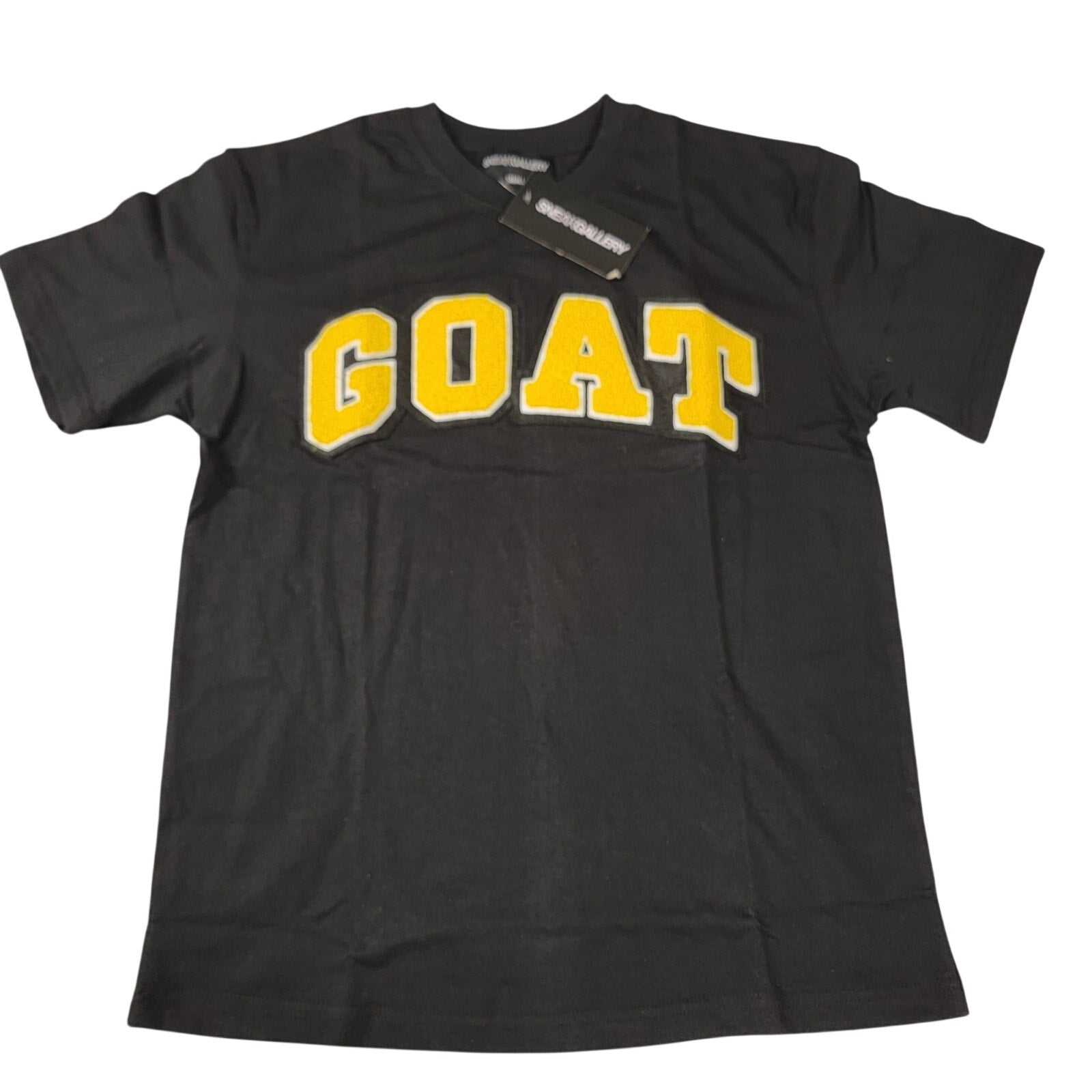 SneakGallery GOAT Chenille Tee Shorts Set Black Yellow Small NWT Streetwear2