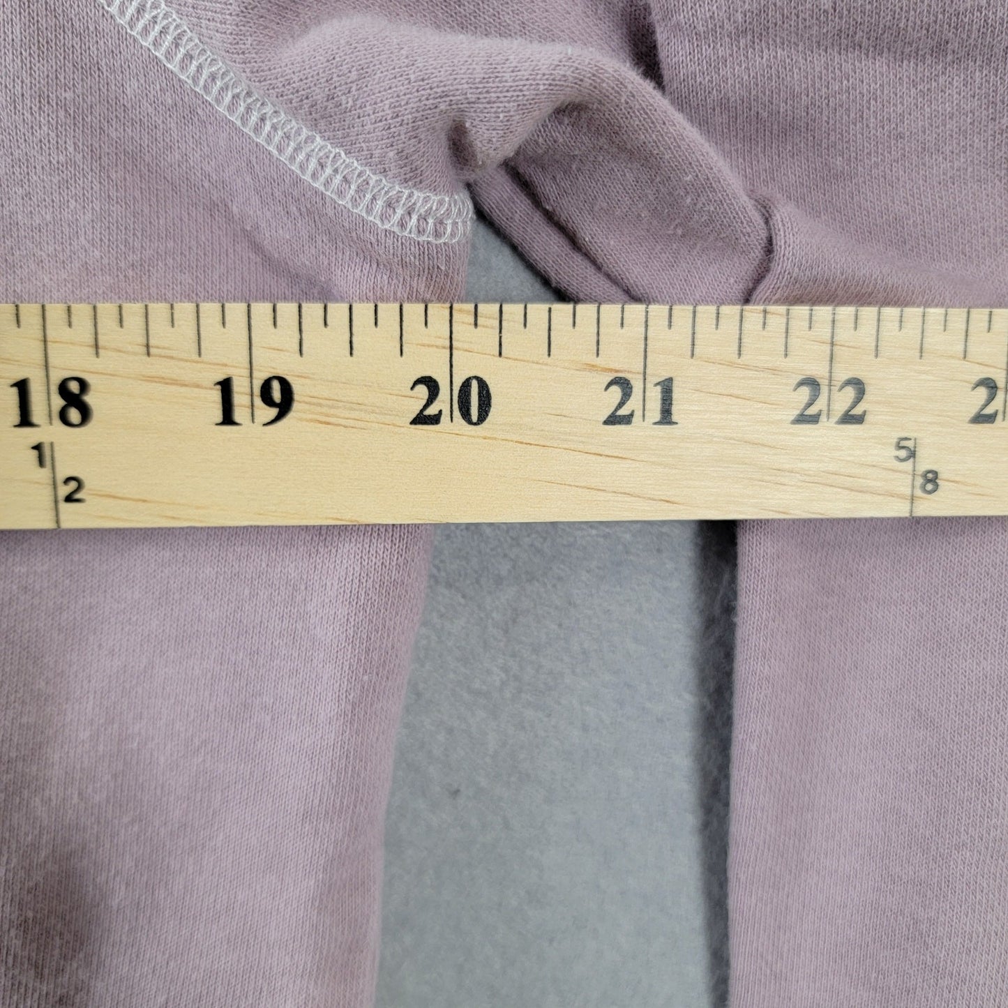 Fila Lilac Long Sleeve Pullover Sweatshirt Womens Sz S