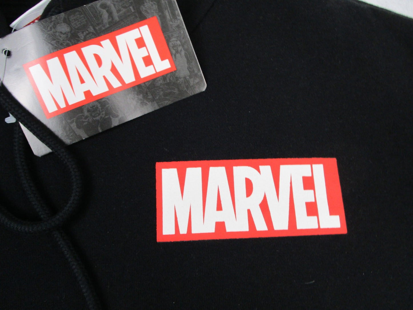 Marvel Hoodie Mens Medium Black Amazing SpiderMan Graphic Pullover New