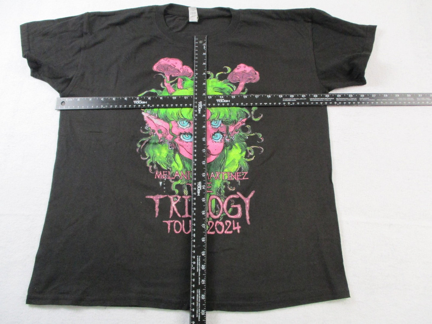 Melanie Martinez The Trilogy Tour 2024 Concert Tee Small Black 100% Cotton 15415