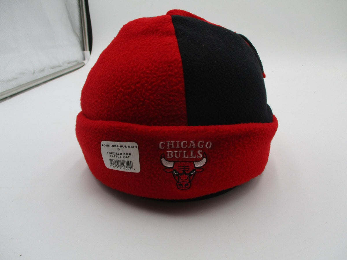 Chicago Bulls Hat Cap Fleece Knit Beanie Boys One Size Red Black NBA Basketball3