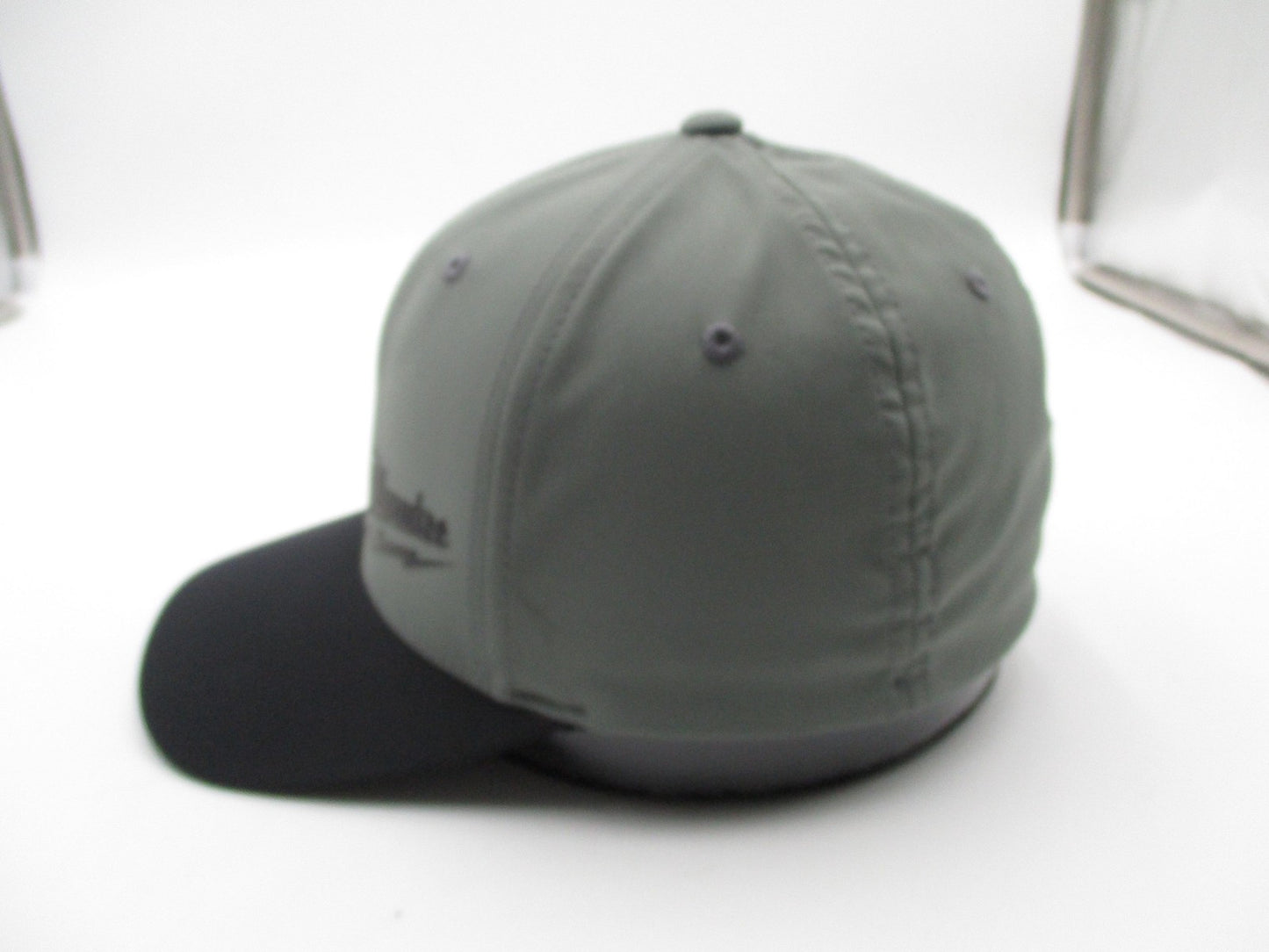 Milwaukee Hat Cap Baseball Fitted Mens Medium Gray Black Workskin Flexfit2