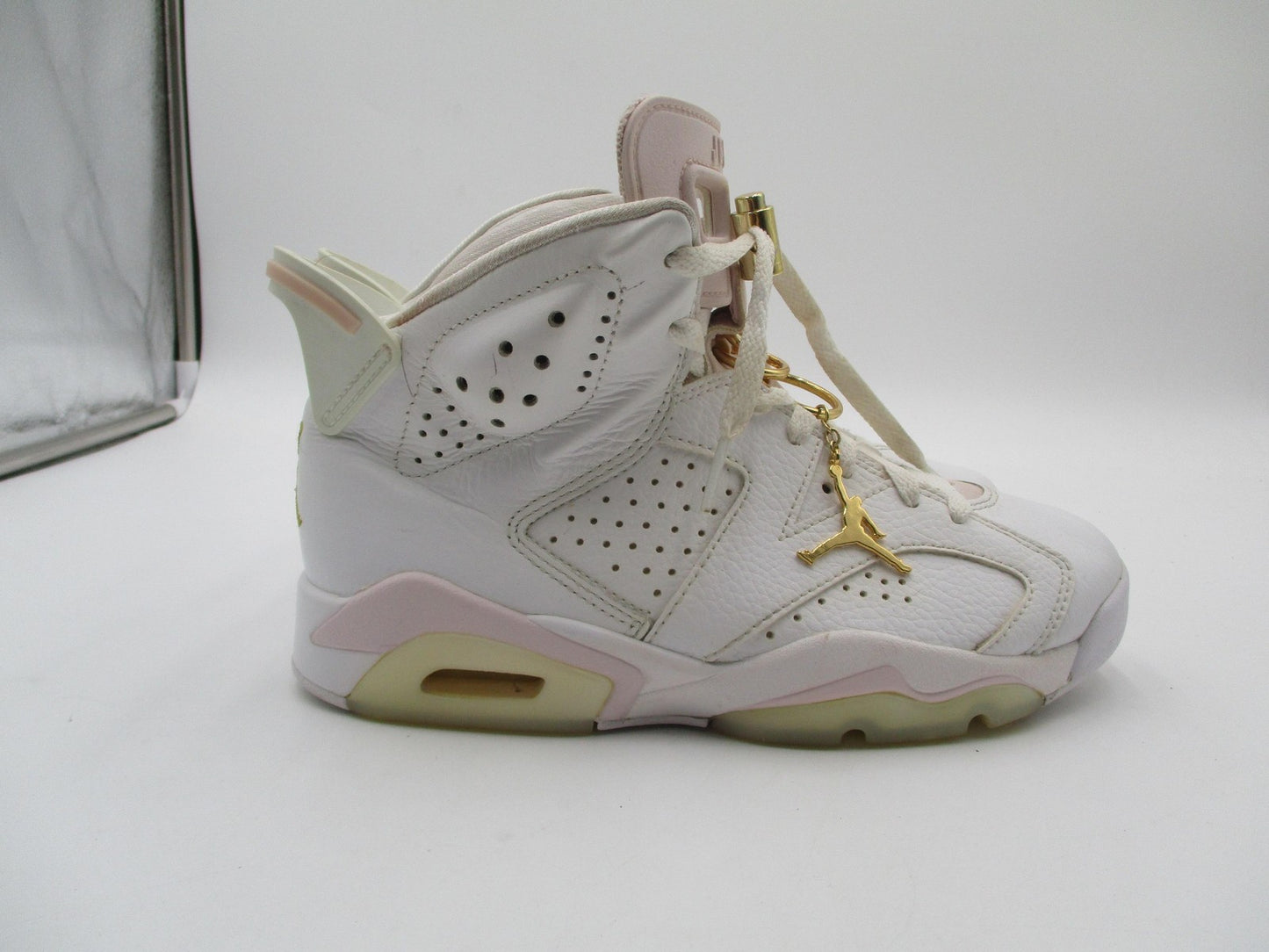 Air Jordan 6 Retro Gold Hoops Shoes Womens Size 7 White Pink Sneakers DH9696-1008