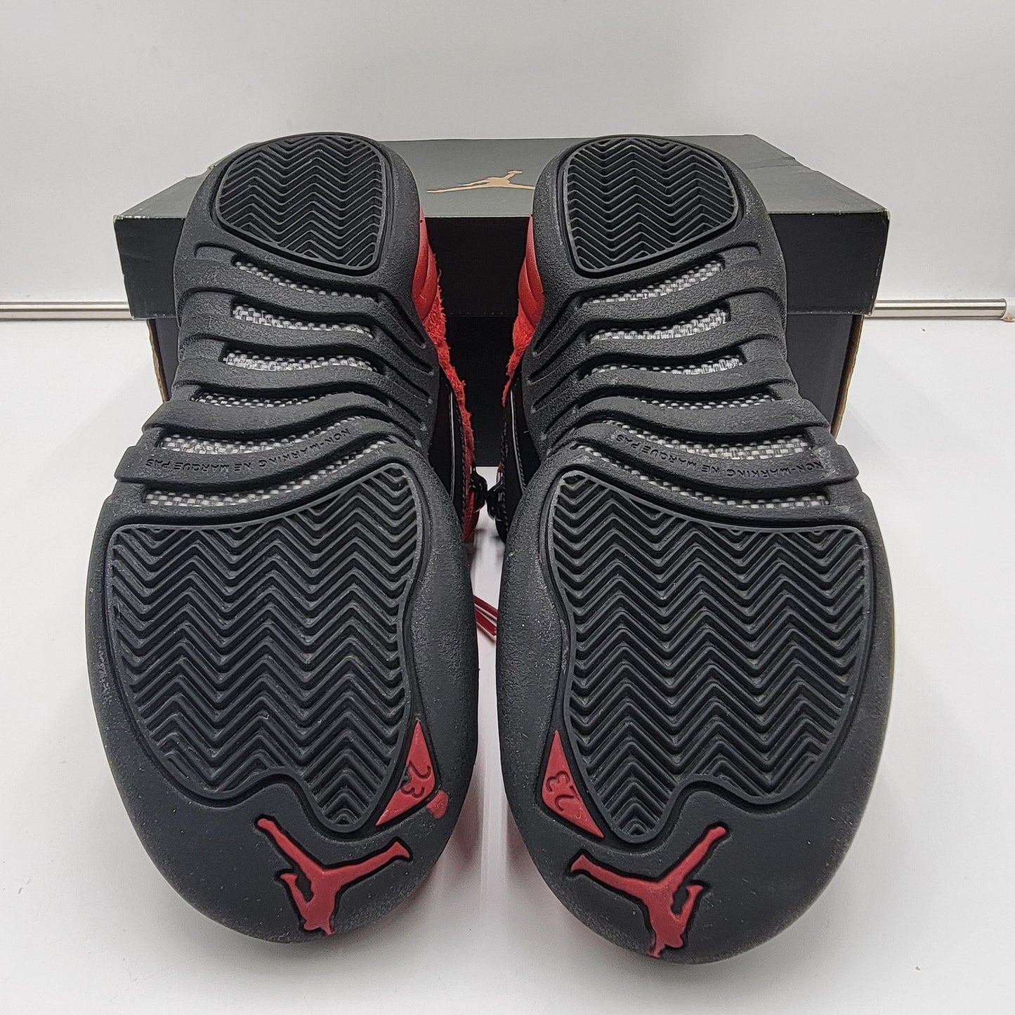 Air Jordan 12 Retro Shoes Youth Size 5Y Red Black Varsity Flu Game 153265-602 GS5