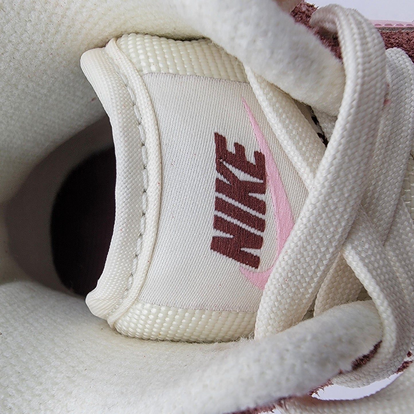 Nike Air Trainer 1 Valentine's Day-Sz 6-DM0522 201