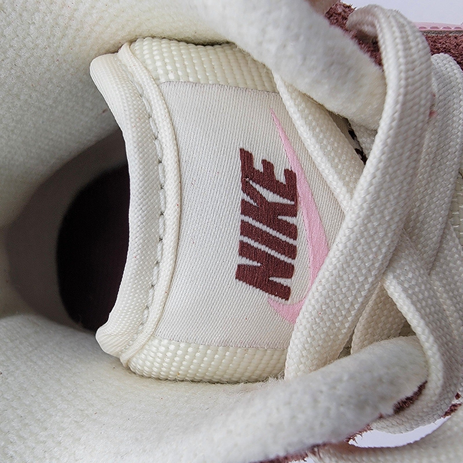 Nike Air Trainer 1 Valentine's Day-Sz 6-DM0522 201
