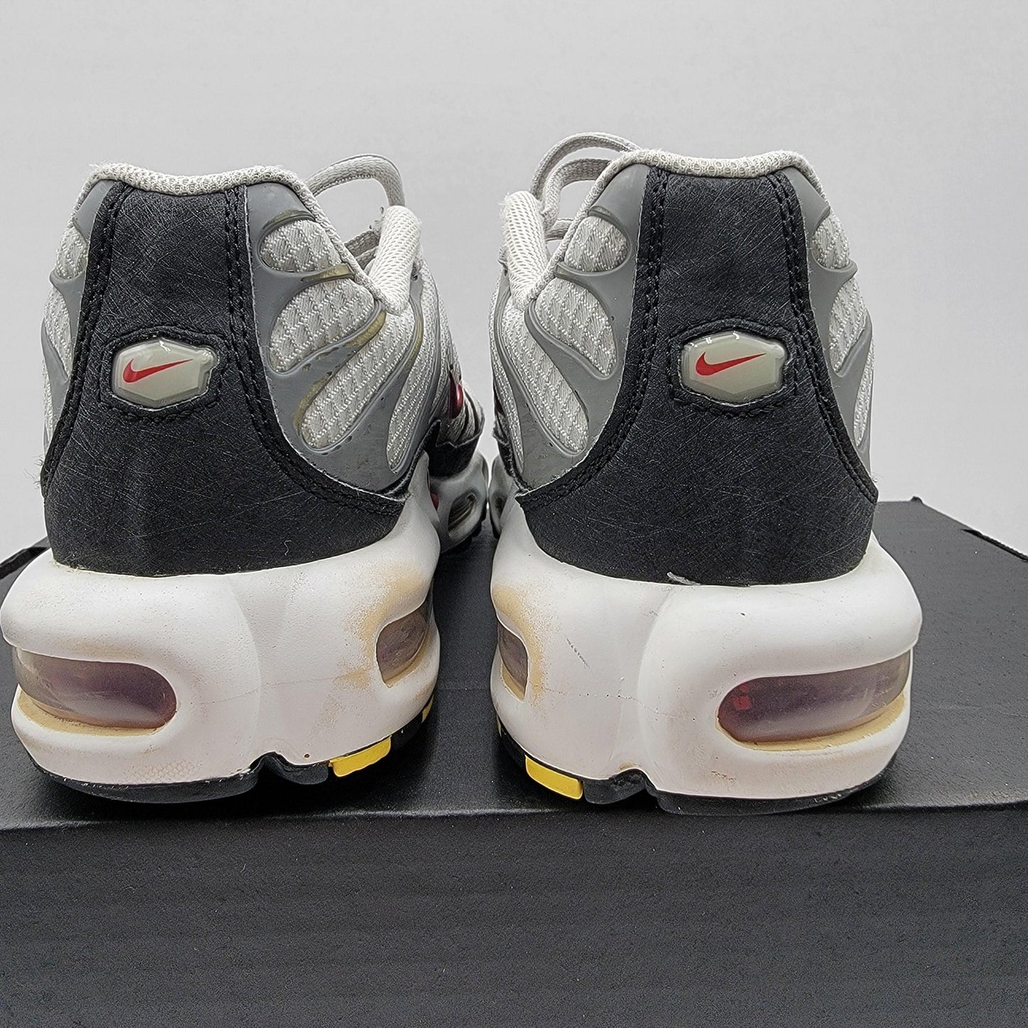 Nike Air Max Plus TN Mens Size 7.5 Tuned Air DM0032002 Running Sneaker