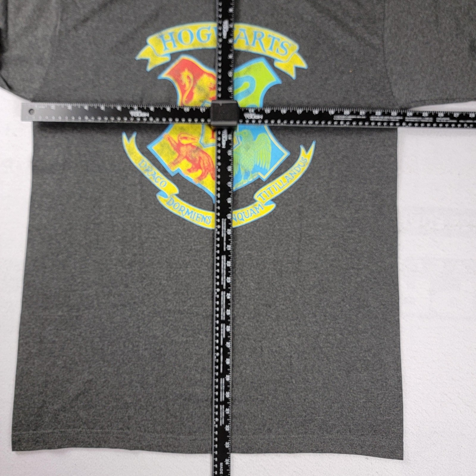 4 Pack Sz XLT Graphic Tees Jaws, Fender Guitar, Woodstock, Harry Potter