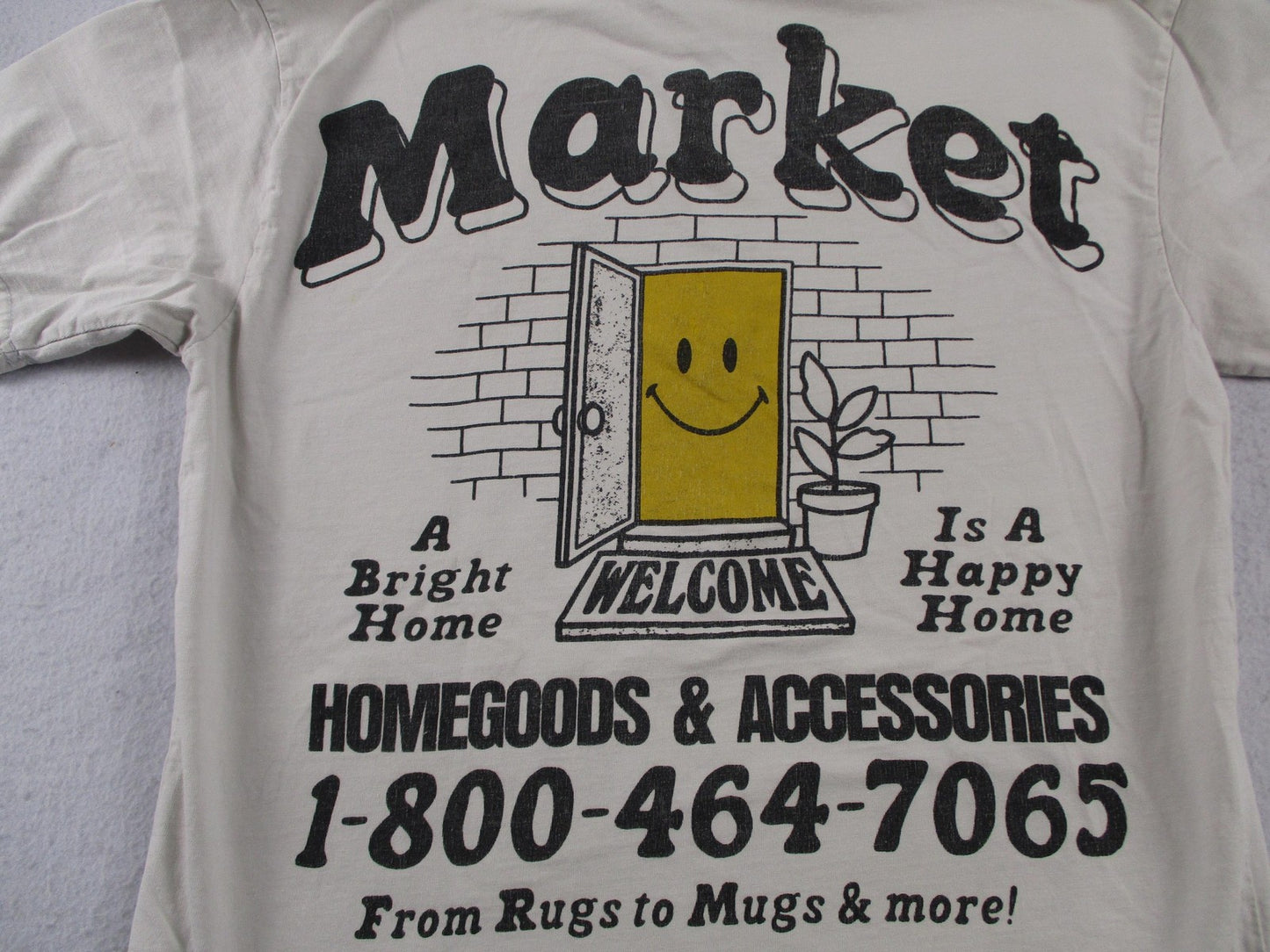 Market Shirt Mens Medium White Smiley Door A Bright Home Graphic Tee Back Print10