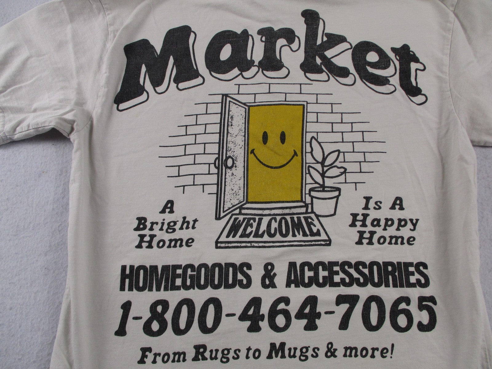 Market Shirt Mens Medium White Smiley Door A Bright Home Graphic Tee Back Print10