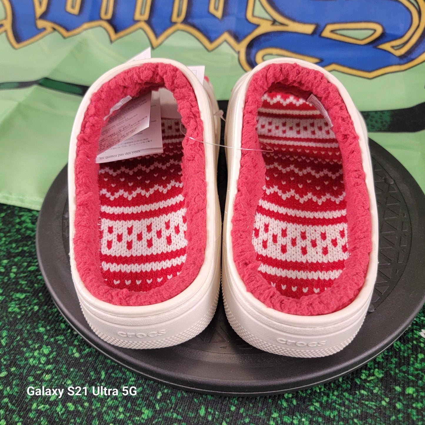 Crocs Classic Cozzzy Holiday Sweater Slides White/Red Men’s 7 Women’s 9 New1