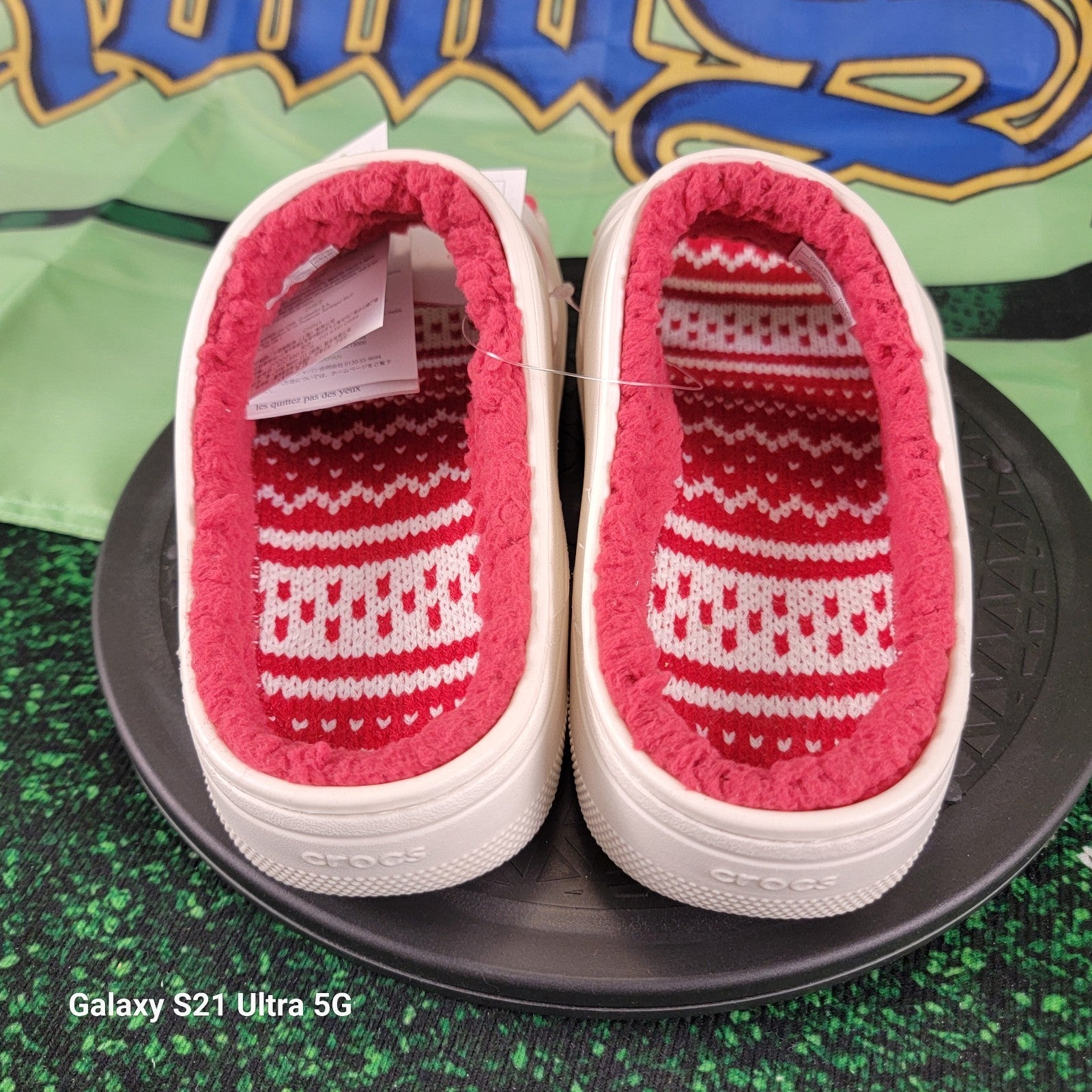 Crocs Classic Cozzzy Holiday Sweater Slides White/Red Men’s 7 Women’s 9 New1