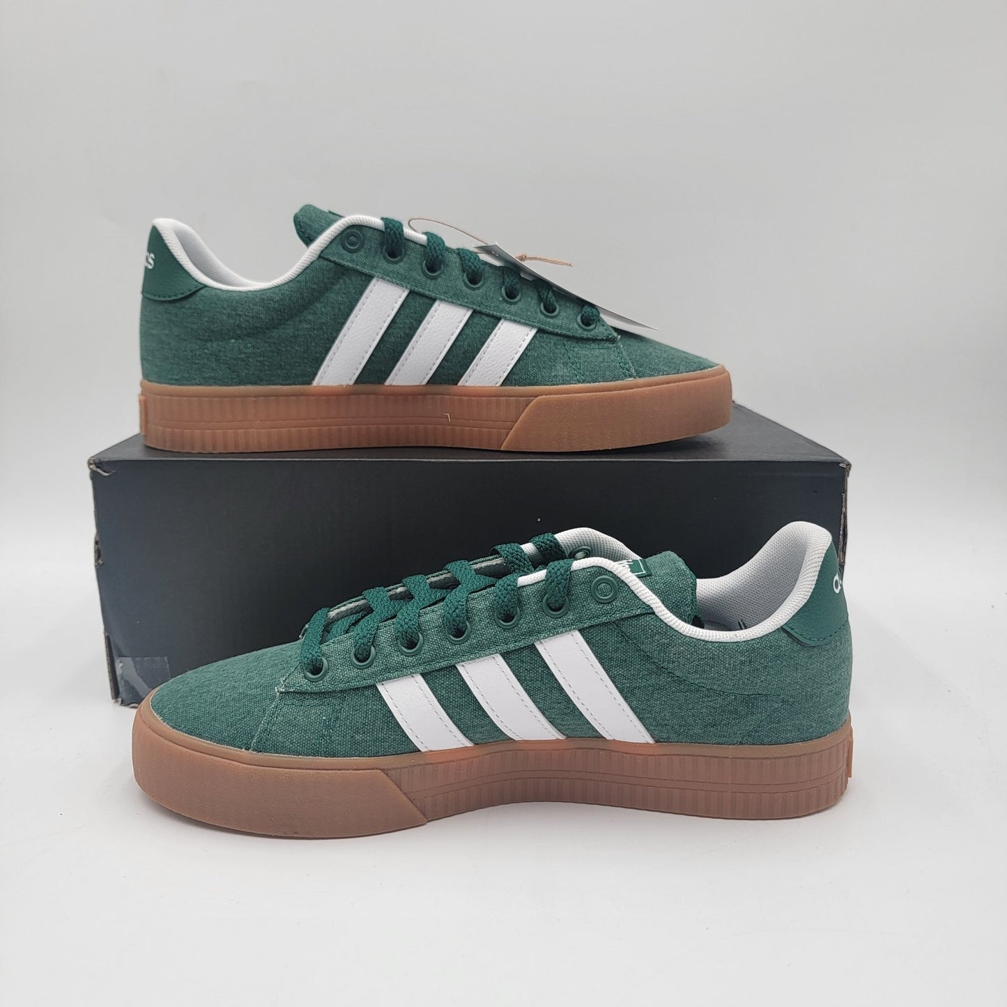 Adidas Daily 3.0 Men’s 6.5 Green White Gum Casual Sneakers IF7487 Skate Shoes1