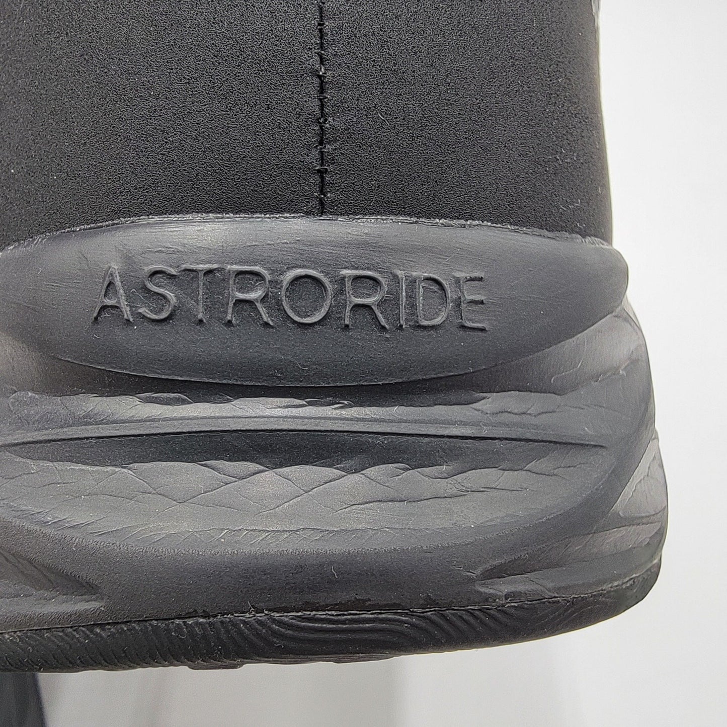 Reebok Astrostride Strike Black Athletic Work Shoe Mens Sz 10.5M RB46728