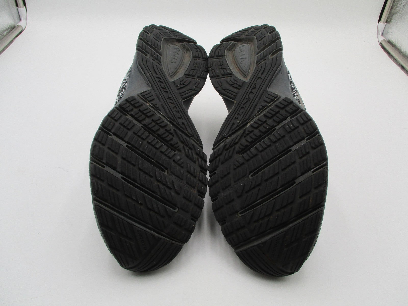 Brooks Launch 5 Shoes Mens Size 11 Black White Running DNA Cushion Sneakers10