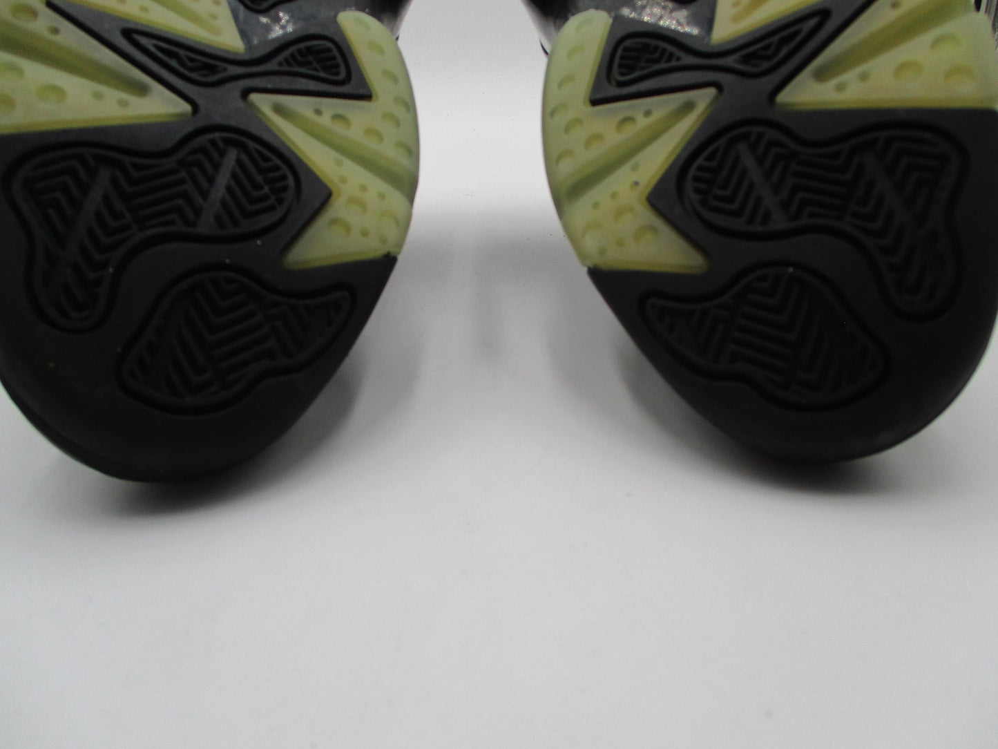 Nike Air Jordan 61723 Shoes Youth Size 7Y Black Red Basketball DM1159003 1K713