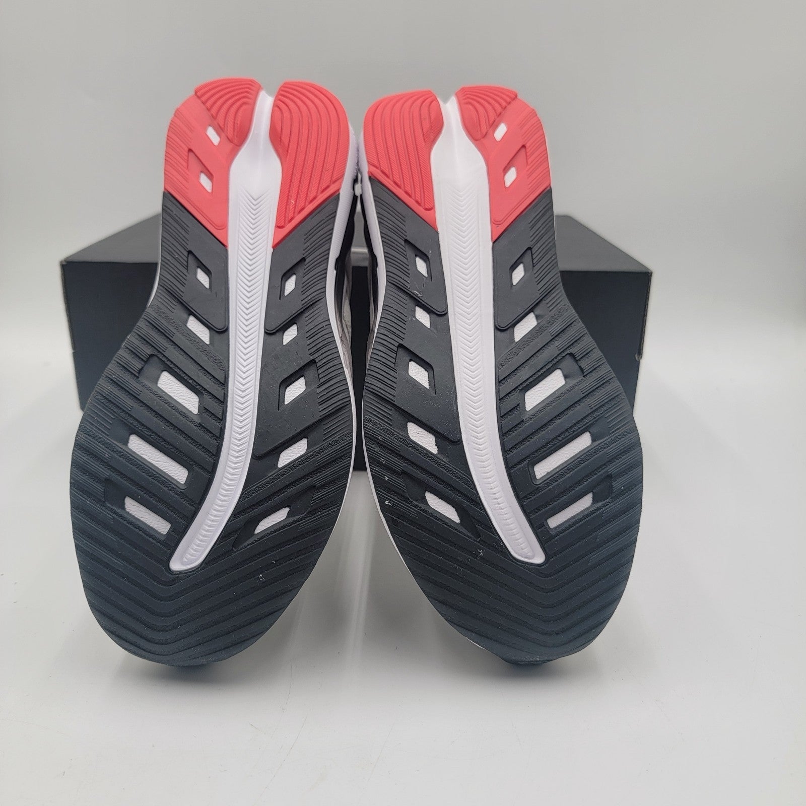 Adidas Astrastar Cloudfoam Men’s Running Shoes White Beige Size 7.5 JQ44794