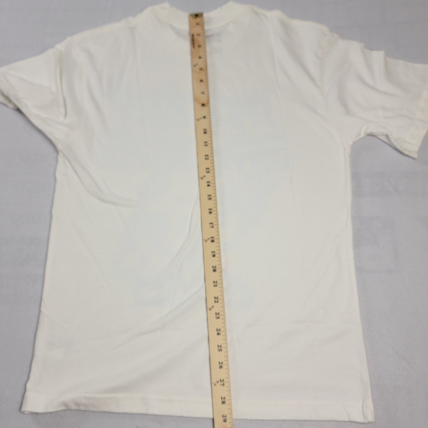 Market Studios World Peace TShirt  Men's Size M