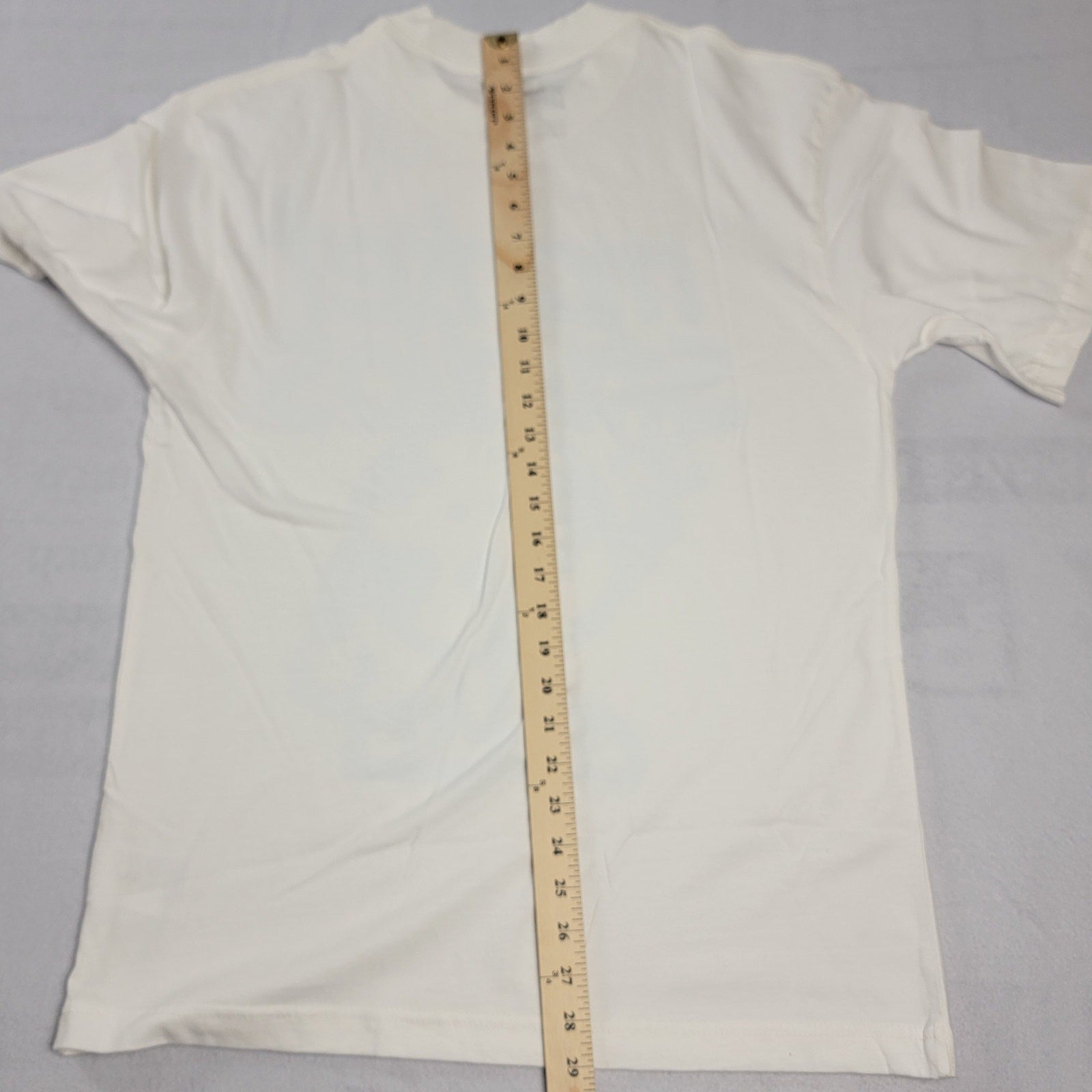 Market Studios World Peace TShirt  Men's Size M